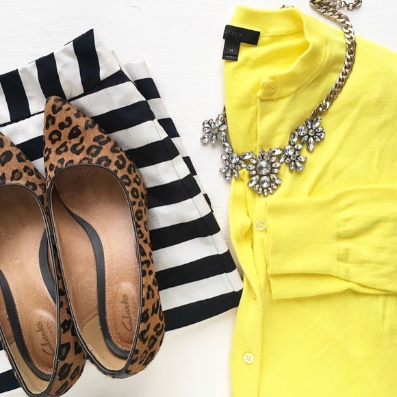 Crystal Statement Necklace - Picture 3 of 4